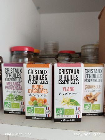Les cristaux d'huiles essentielles pour les ateliers cuisine et nutrition &#129367;&#129373;En vente sur ma boutique en ligne Naturellement bien &#128591;