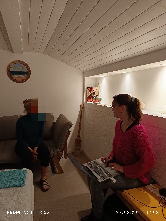 En consultation à Saint-Brieuc, dans la salle "La plage", au Pakebot. 